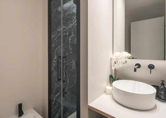 شقة Monti Design R&r ميلان